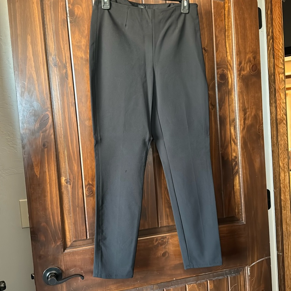 Black skinny suit pants size 4 White House black market